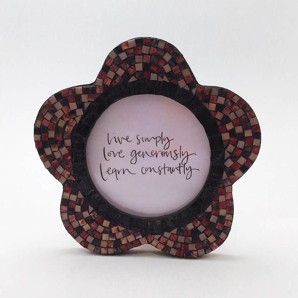 Picture a sparkle moment in a picture frame