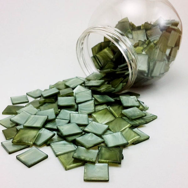 Resin mosaic tiles, 15x15 mm, Kerei 440 Leaf Green