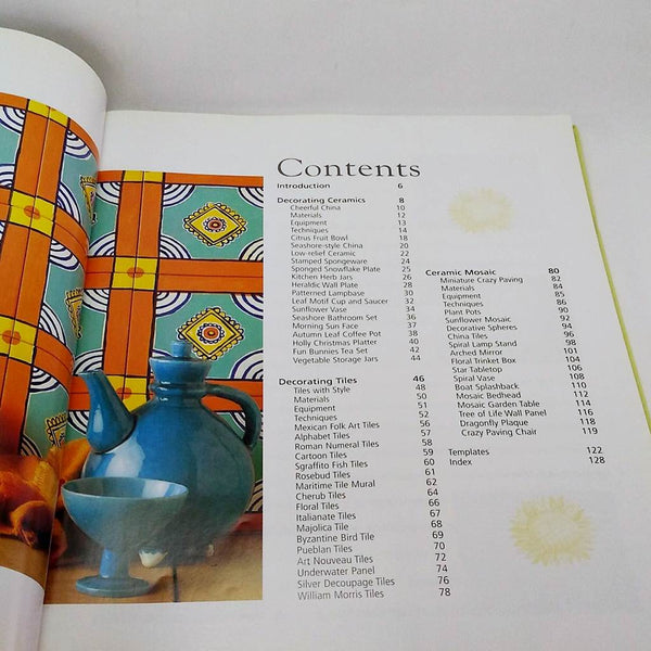 Craft Books: Decorating ceramics by Simona Hill