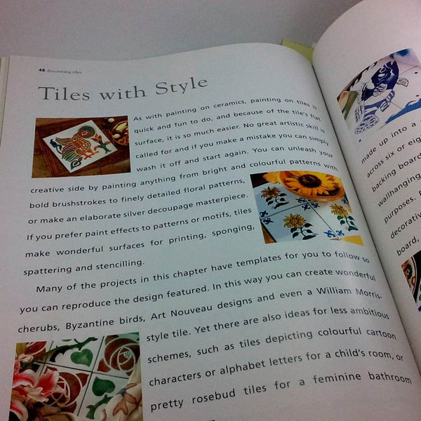 Craft Books: Decorating ceramics by Simona Hill