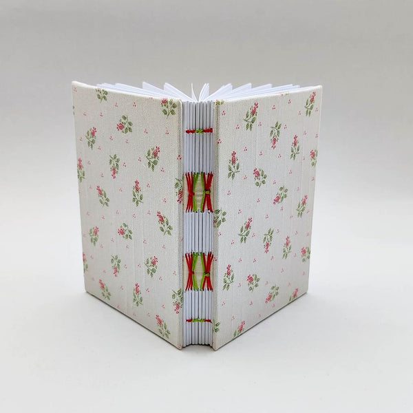 Handmade Coptic stitch / Kettle stitch binding - A6 book journal / Classic Mini Flowers